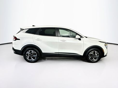 Used 2025 Kia Sportage LX FWD image 10