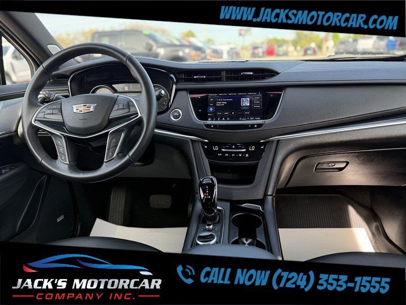 Used 2025 Cadillac XT5 Premium Luxury w/ LPO, Floor Liner Package AWD/4WD image 23