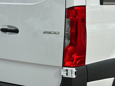 New 2025 Mercedes-Benz Sprinter 2500 image 11