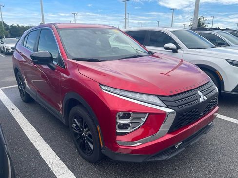 Used 2024 Mitsubishi Eclipse Cross LE AWD/4WD image 3