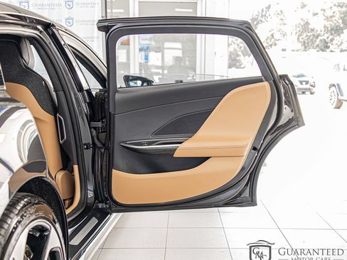 Used 2024 Lucid Air Touring AWD/4WD image 36