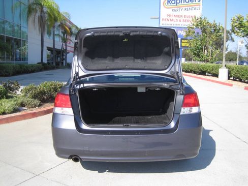 Used 2014 Subaru Legacy 2.5i Premium AWD/4WD image 13