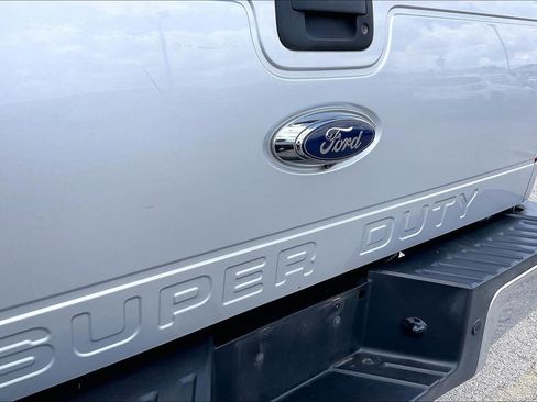 Used 2014 Ford F350 Lariat w/ Lariat Ultimate Package image 27