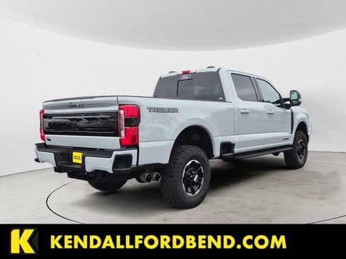 Certified 2025 Ford F350 Platinum w/ Tremor Off-Road Package AWD/4WD image 5