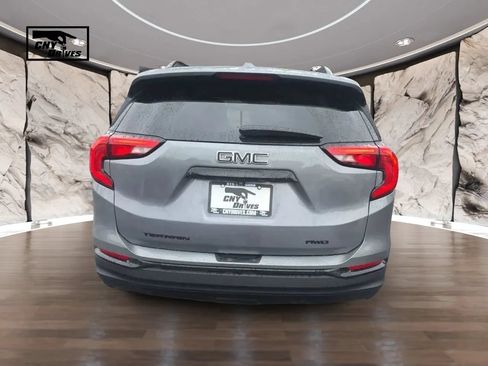 Used 2020 GMC Terrain SLE w/ Driver Convenience Package AWD/4WD image 6