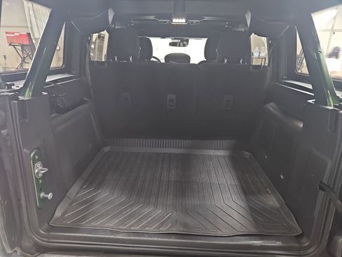 Used 2023 Ford Bronco 4-Door w/ Sasquatch Package AWD/4WD image 12