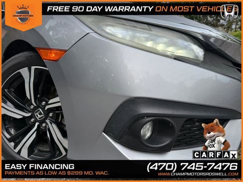 Used 2016 Honda Civic Touring image 5
