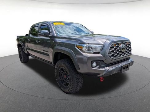 Used 2021 Toyota Tacoma TRD Off-Road w/ Technology Package AWD/4WD image 7