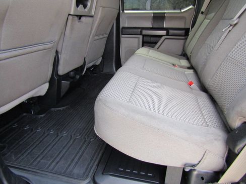 Used 2019 Ford F250 XLT w/ XLT Value Package image 15