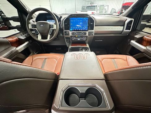 Used 2022 Ford F250 King Ranch w/ King Ranch Ultimate Package AWD/4WD image 28