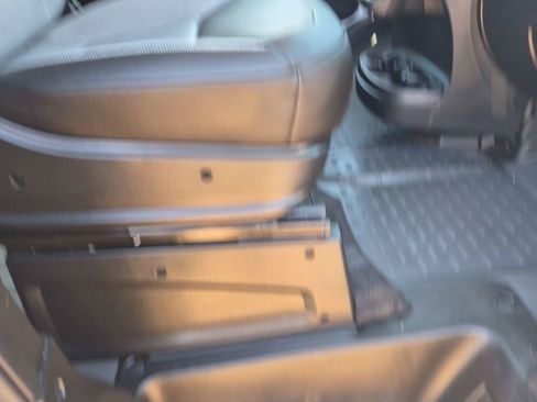Used 2026 RAM ProMaster 2500 w/ Convenience Group FWD image 7