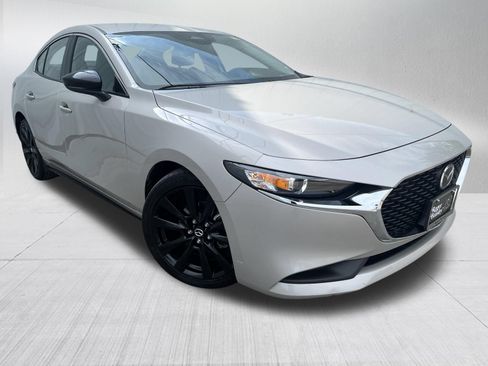 Used 2025 MAZDA MAZDA3 s FWD image 3