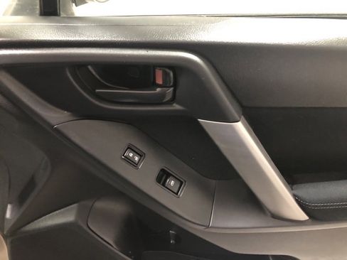 Used 2015 Subaru Forester 2.5i Premium w/ All-Weather Package image 14