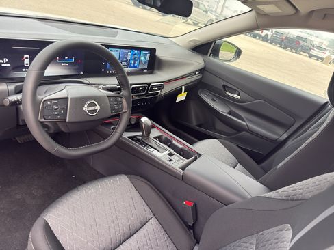 New 2026 Nissan Sentra SV w/ SV Convenience Package FWD image 24