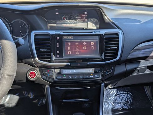 Used 2016 Honda Accord EX-L image 27