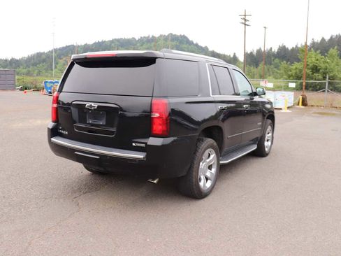 Used 2017 Chevrolet Tahoe Premier AWD/4WD image 5