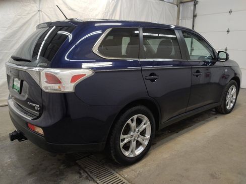 Used 2014 Mitsubishi Outlander GT AWD/4WD image 10