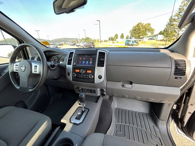 Used 2021 Nissan Frontier SV w/ Midnight Edition Floor Mats AWD/4WD image 28
