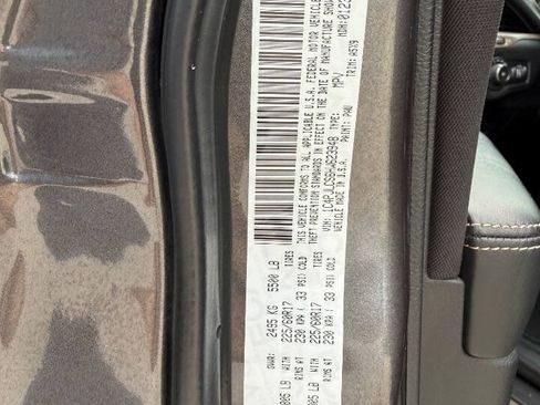 Used 2017 Jeep Cherokee Latitude w/ Comfort & Sound Group FWD image 23