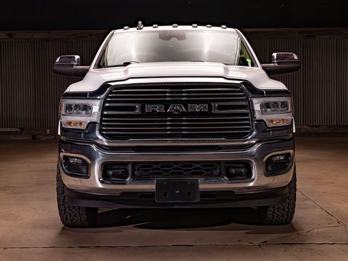 Used 2020 RAM 3500 Laramie AWD/4WD image 2