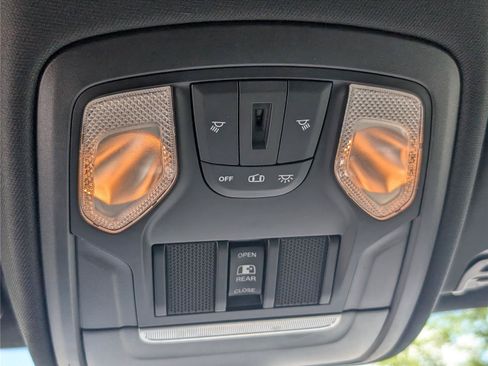 Used 2021 RAM 1500 Big Horn AWD/4WD image 29