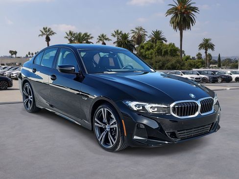 Used 2023 BMW 330e w/ Driving Assistance Package image 3