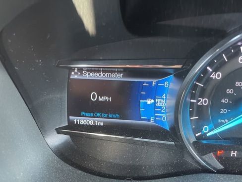 Used 2017 Ford Explorer XLT w/ Equipment Group 202A image 13