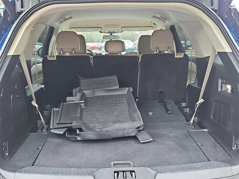 Used 2020 Ford Explorer XLT w/ Equipment Group 202A image 28