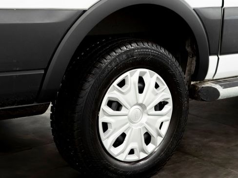 Used 2024 Ford Transit 250 Low Roof w/ Exterior Upgrade Package image 14