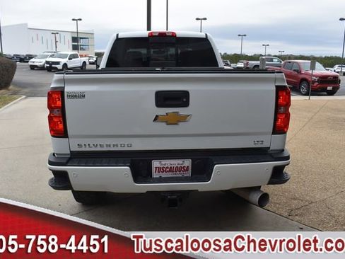 Used 2017 Chevrolet Silverado 2500 LTZ w/ Duramax Plus Package image 10