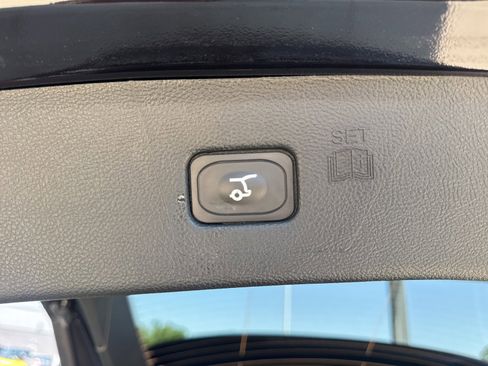 Certified 2023 Ford Edge SEL w/ Sport Appearance Package image 39