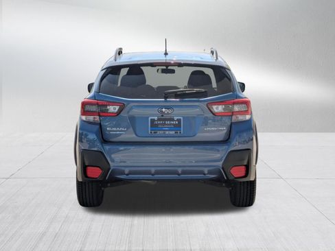 Used 2023 Subaru Crosstrek 2.0i image 4