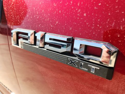 Used 2016 Ford F150 XLT w/ Equipment Group 302A Luxury RWD image 10