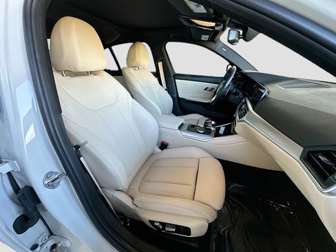 Used 2020 BMW 330i Sedan w/ Convenience Package image 29