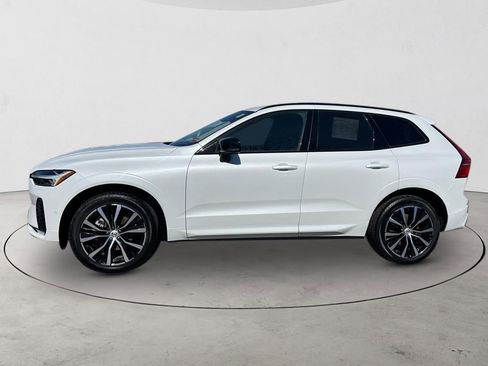 Certified 2025 Volvo XC60 B5 Plus AWD/4WD image 2