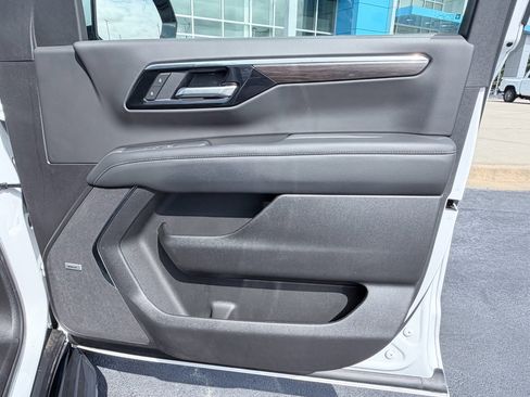 Used 2026 Chevrolet Tahoe LT w/ Comfort Package RWD image 34