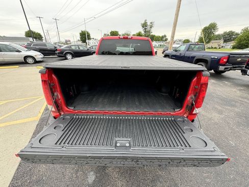 Used 2010 GMC Sierra 1500 SLE w/ Power Pack Plus AWD/4WD image 29