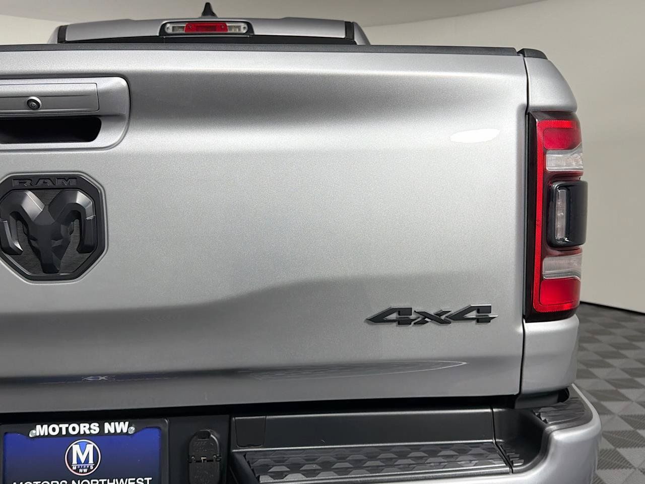 Used 2019 RAM 1500 Sport w/ Leather & Sound Group AWD/4WD image 23