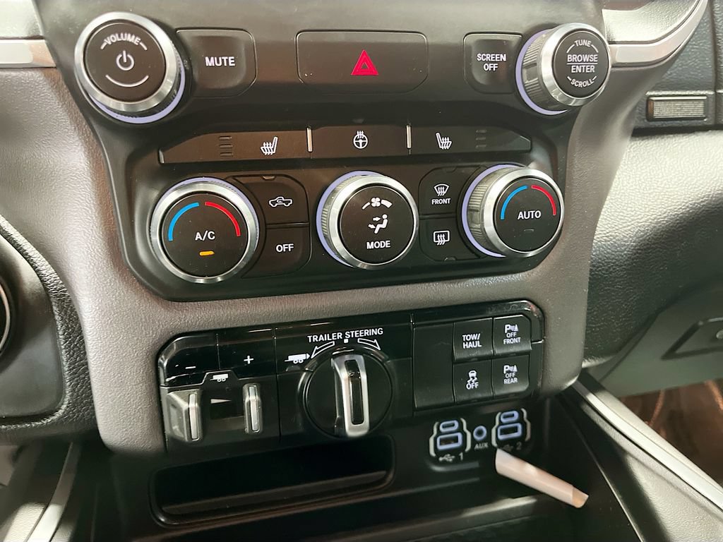 Used 2022 RAM 1500 Big Horn AWD/4WD image 16