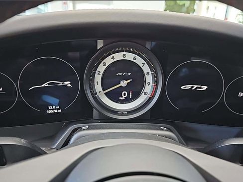 Used 2022 Porsche 911 GT3 image 19