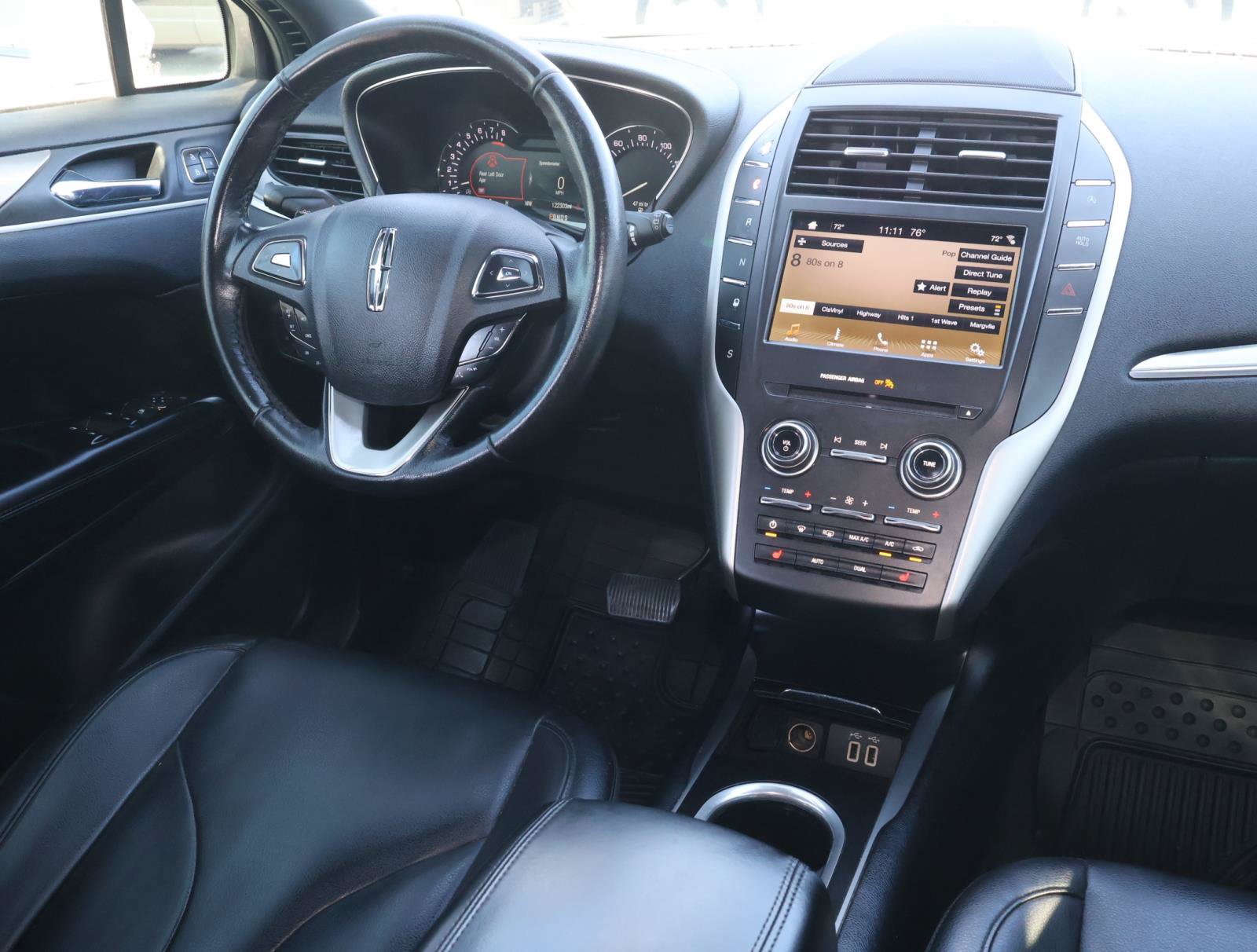 Used 2019 Lincoln MKC Premiere FWD image 9