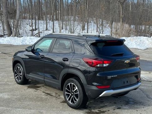 Used 2025 Chevrolet TrailBlazer LT image 8