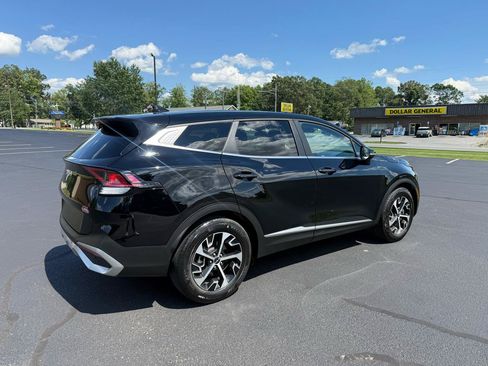 Used 2023 Kia Sportage EX FWD image 6