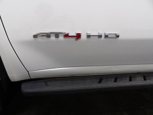 Used 2024 GMC Sierra 2500 AT4 w/ AT4 Premium Plus Package image 51