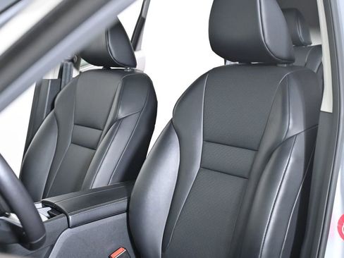 Used 2023 Nissan Rogue SV w/ SV Premium B Package image 23