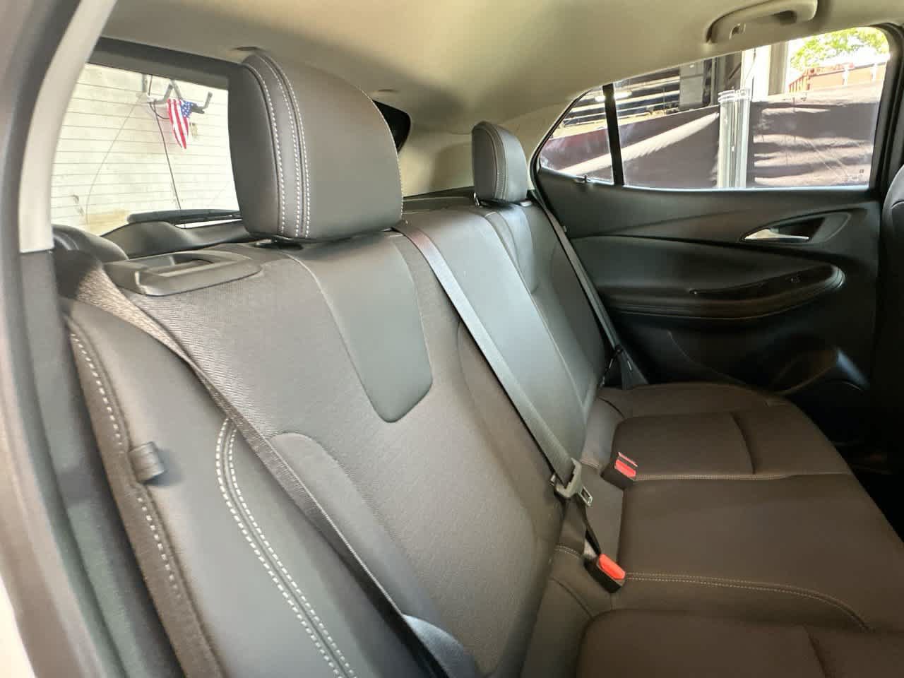 Used 2025 Buick Encore GX Preferred FWD image 26