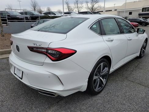 Certified 2025 Acura TLX w/ Technology Package image 5