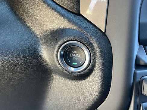 New 2026 GMC Sierra 2500 Pro w/ Convenience Package image 17