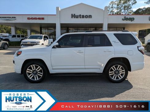 Used 2022 Toyota 4Runner TRD Sport image 1