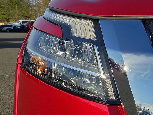 Certified 2023 Nissan Pathfinder SL w/ SL Premium Package image 9